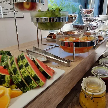 리조트 5 Zmyslow Akademia Wypoczynku