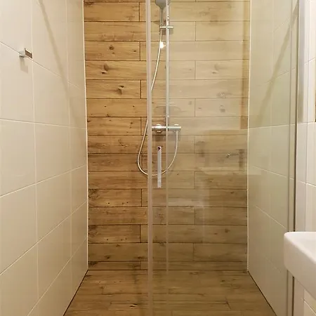 리조트 5 Zmyslow Akademia Wypoczynku Zieleniewo (Kolobrzeg)